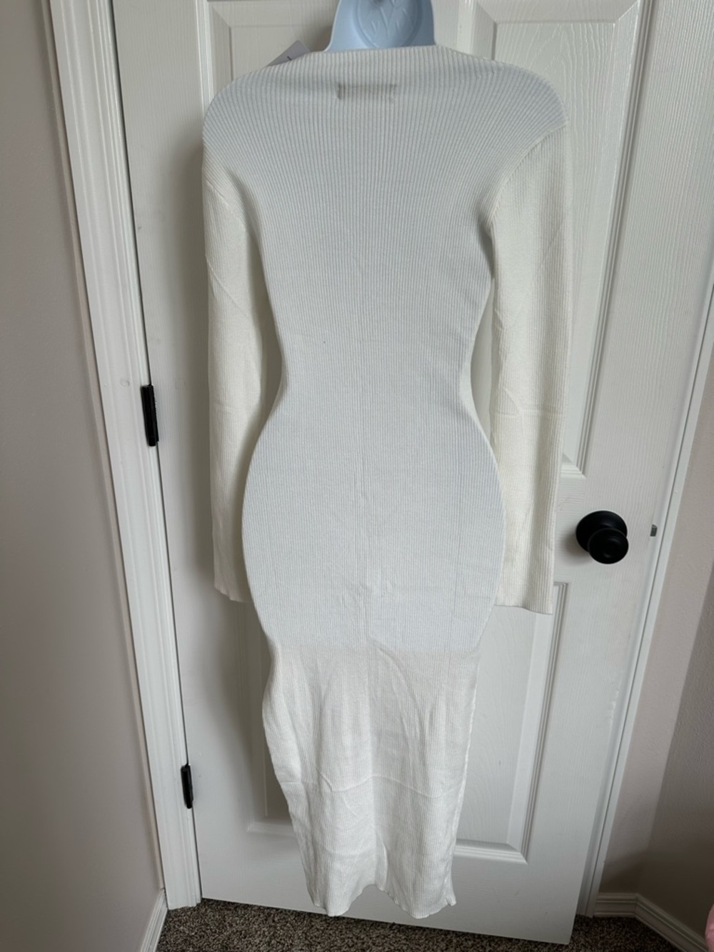 Slim Ribbed Long-Sleeve White Knit Midi Dress - Picture 2 of 4